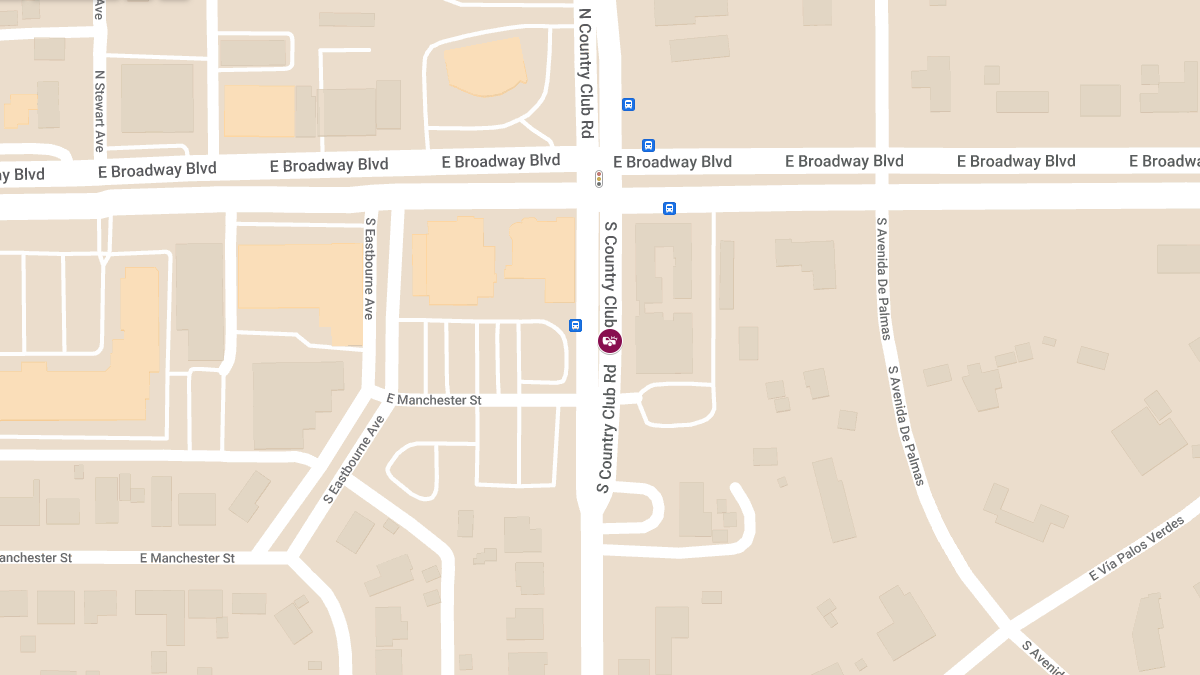 Crash on Country Club Rd Near Broadway Blvd
