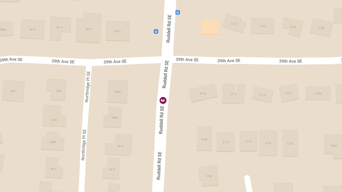 Crash with Entrapment Reported on Ruddell Rd SE