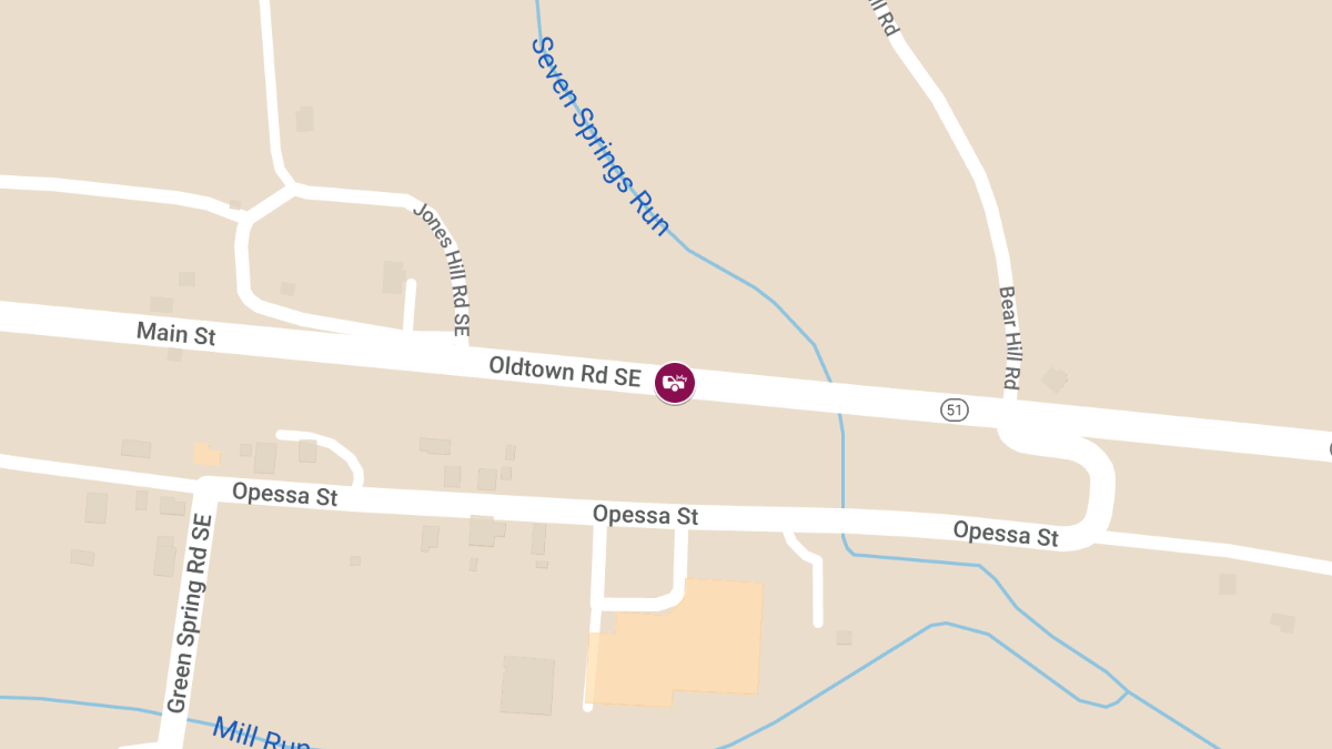 Crash with Entrapment on Oldtown Rd