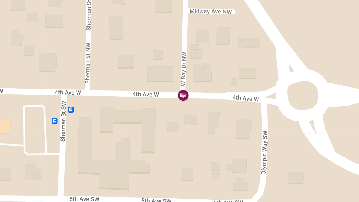 Crash with Injuries Blocks Intersection at East Bay Dr & 4th Ave
