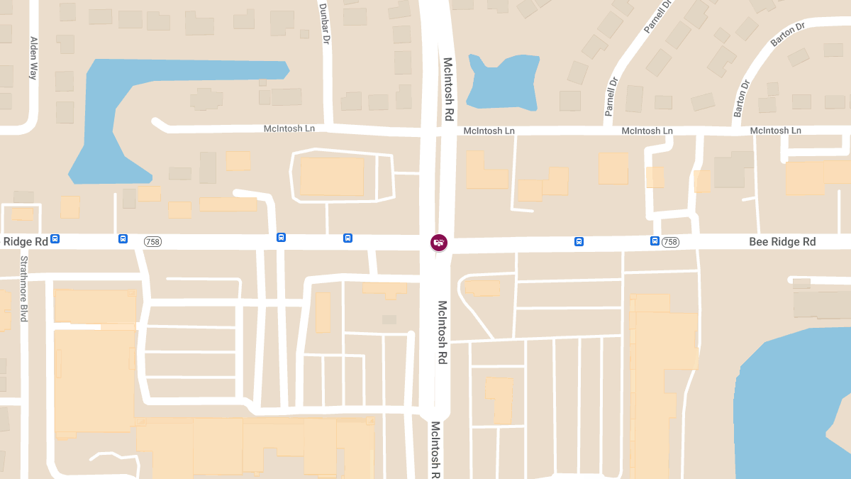 Crash with Injuries on Bee Ridge Rd at McIntosh Rd Blocks Lane