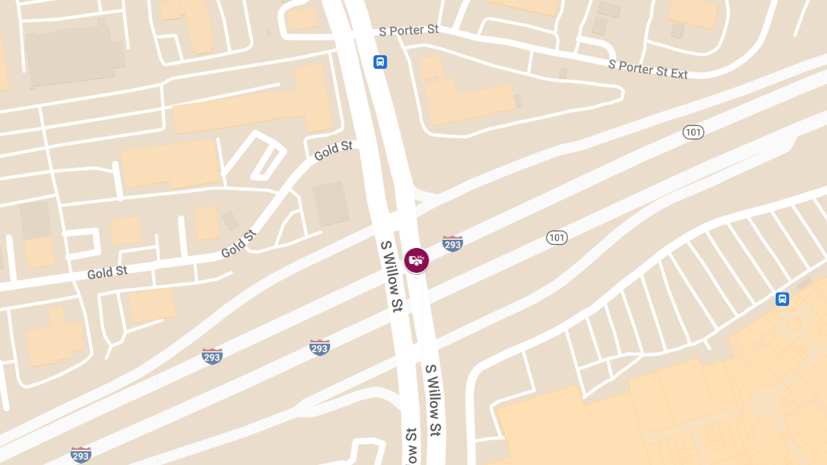Crash with Injuries on I-293 South Off-Ramp to S Willow St