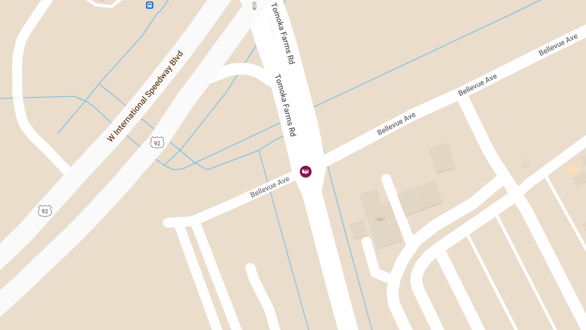 Crash with Injuries on Tomoka Farms Rd at Bellevue Ave Ext