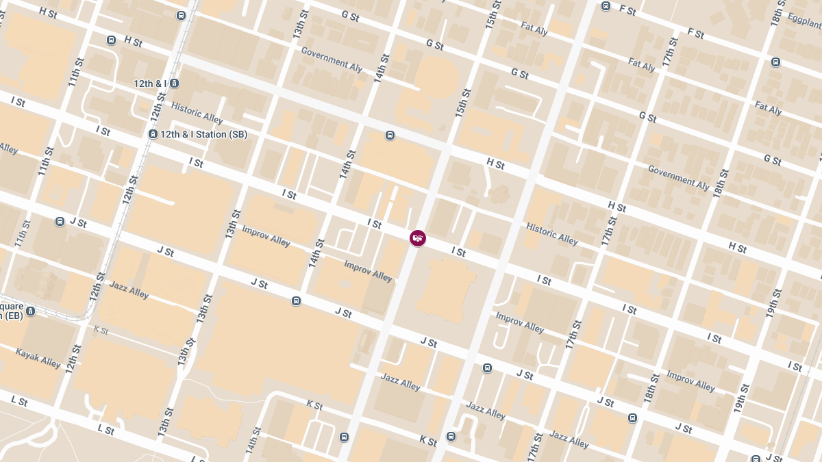 Honda Civic Crash With Injuries at 15th St & I St