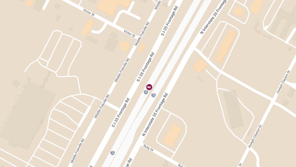 Injuries Reported in Crash on N IH 35 SB