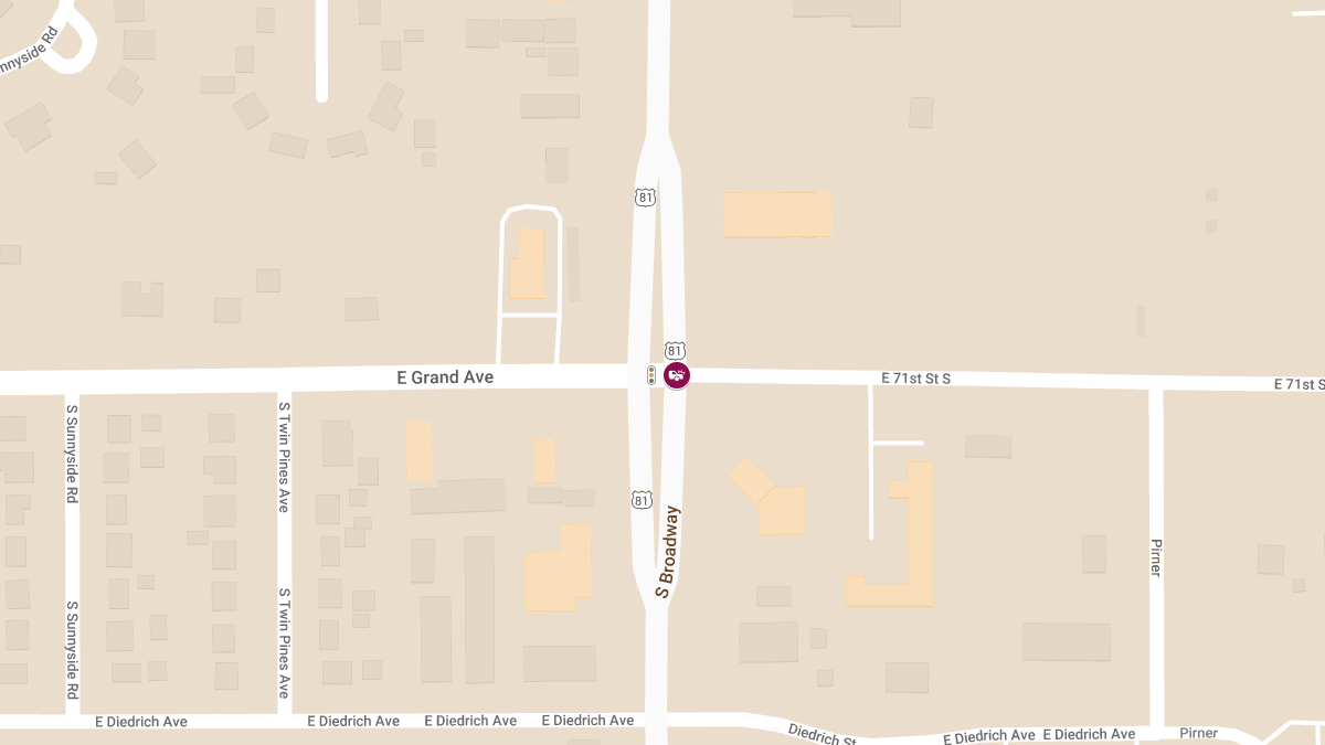 Injury Accident Reported at Grand Ave & Broadway St