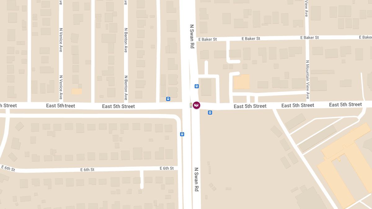 Injury Accident at 5th St & Swan Rd
