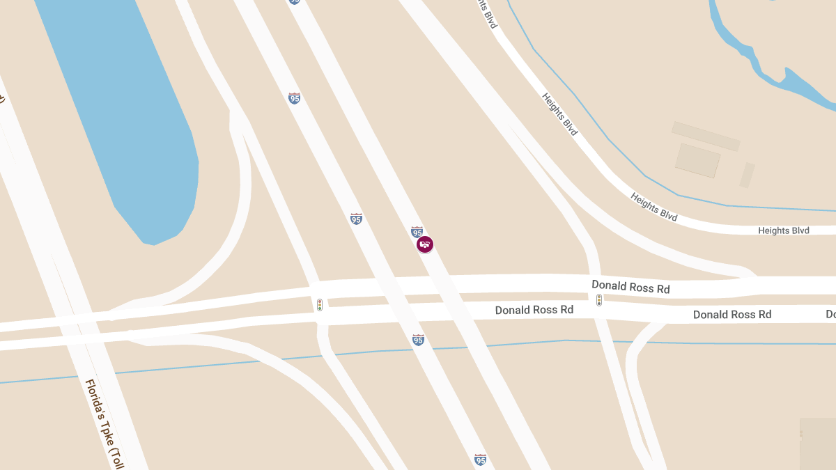 Injury Crash Causes Roadblock on I-95 NB Near Don Ross Rd