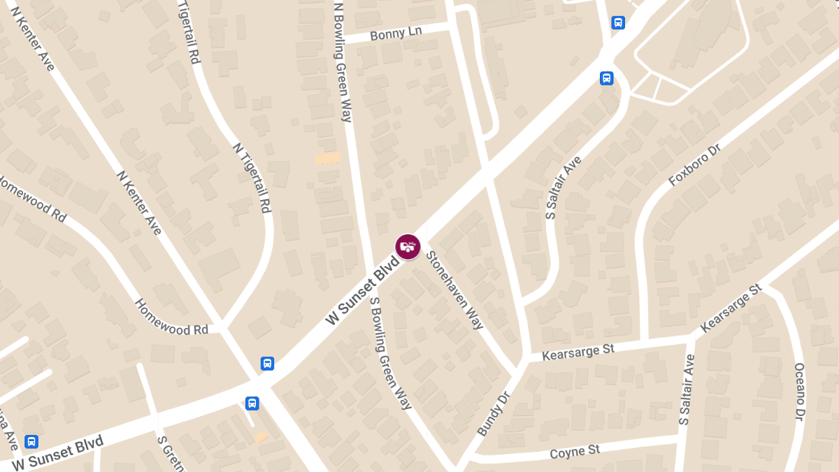 Injury Crash Reported at 12125 W Sunset Blvd