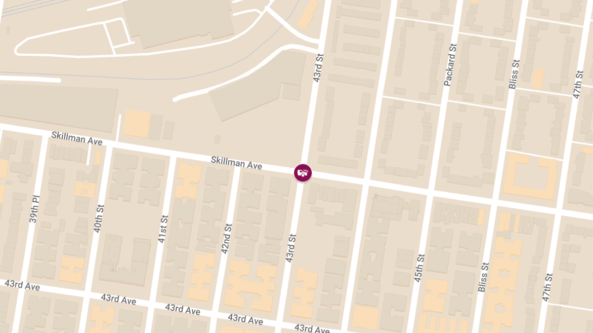 Injury Crash Reported at 43rd St & Skillman Ave