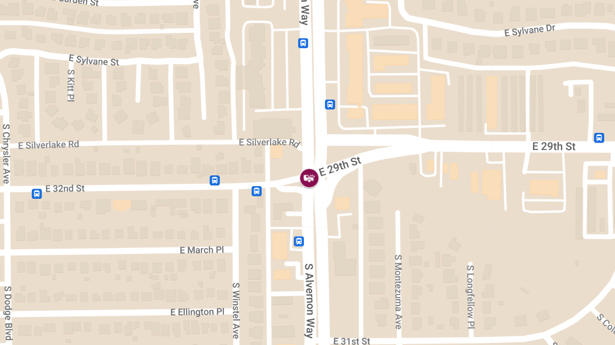 Injury Crash Reported at E 29th St & S Alvernon Way