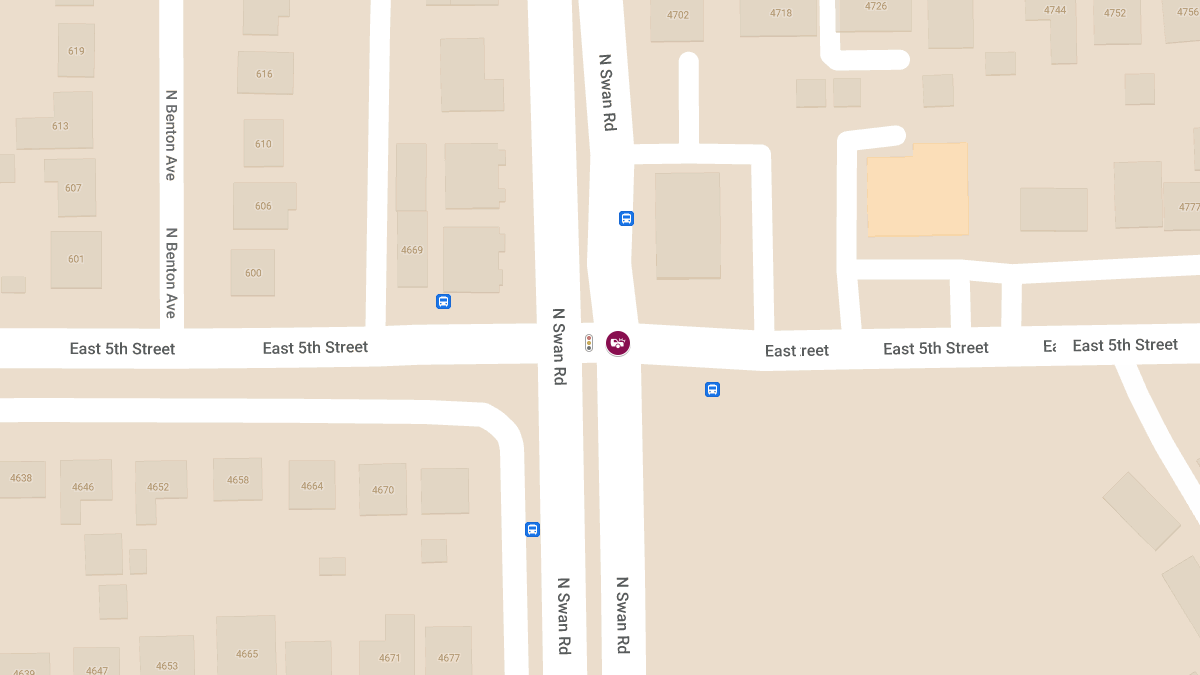 Injury Crash Reported at E 5th St & N Swan Rd