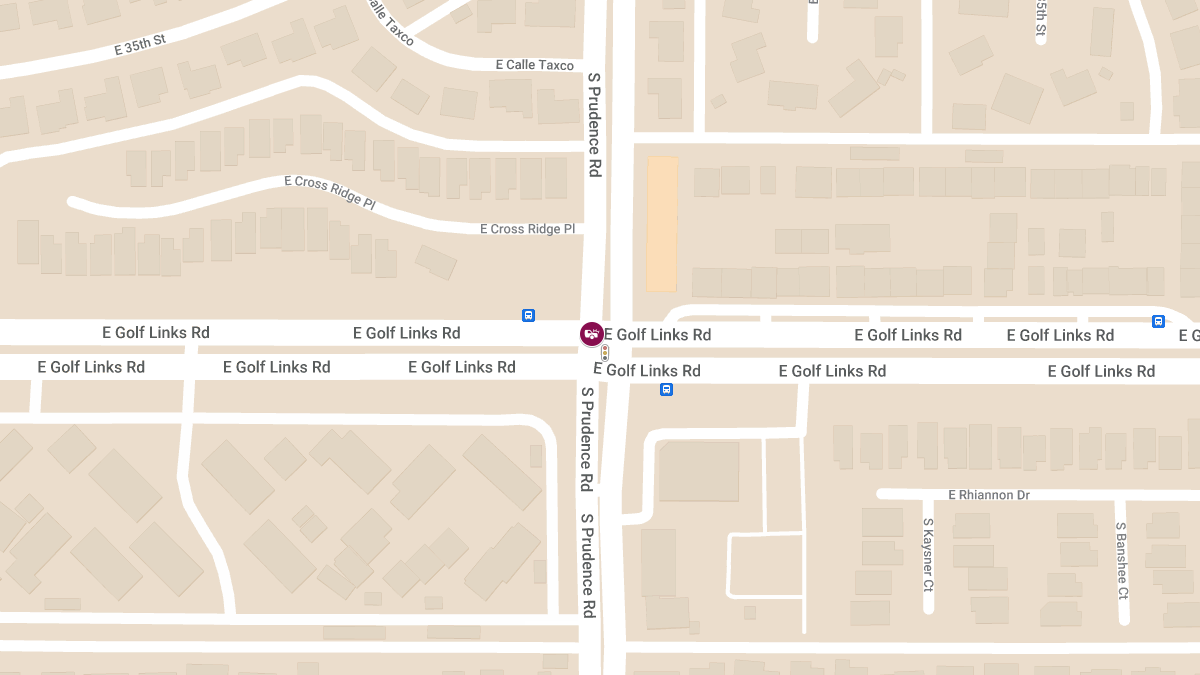 Injury Crash Reported at Golf Links Rd & Prudence Rd