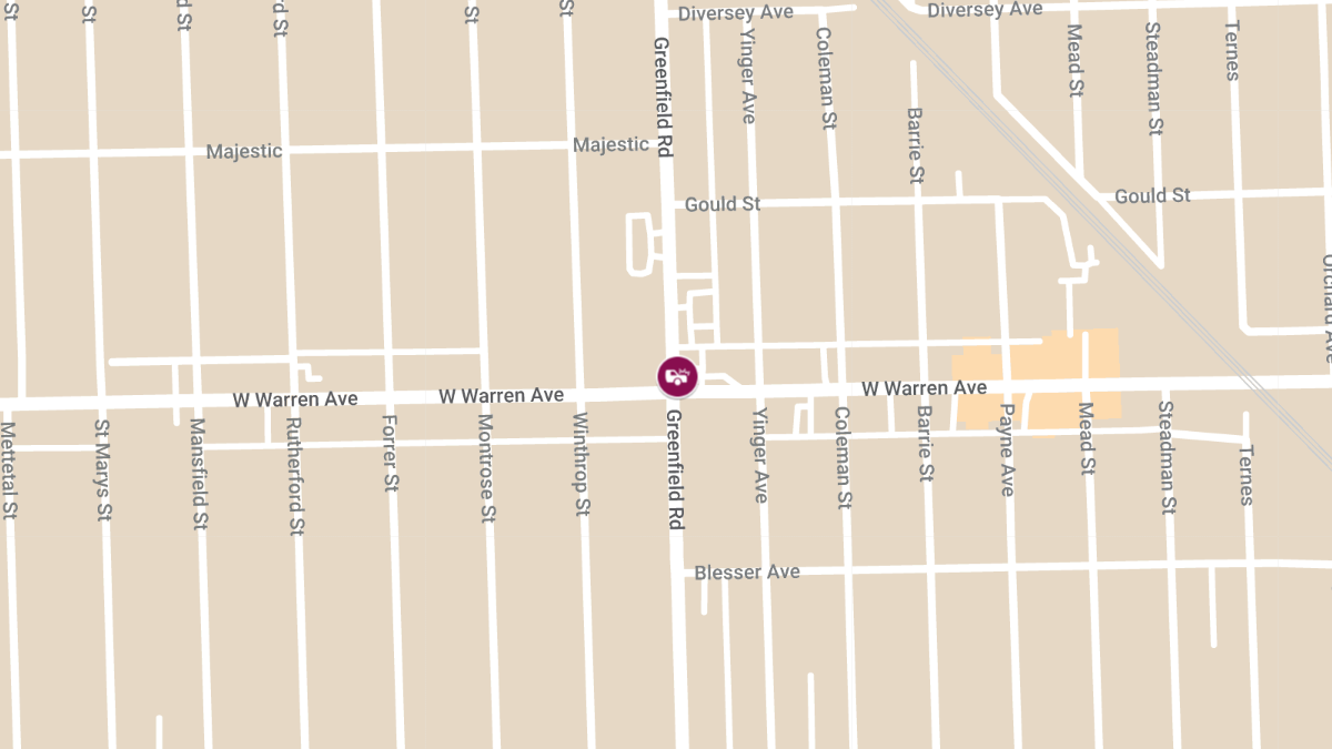 Injury Crash Reported at Greenfield Rd & W Warren Ave