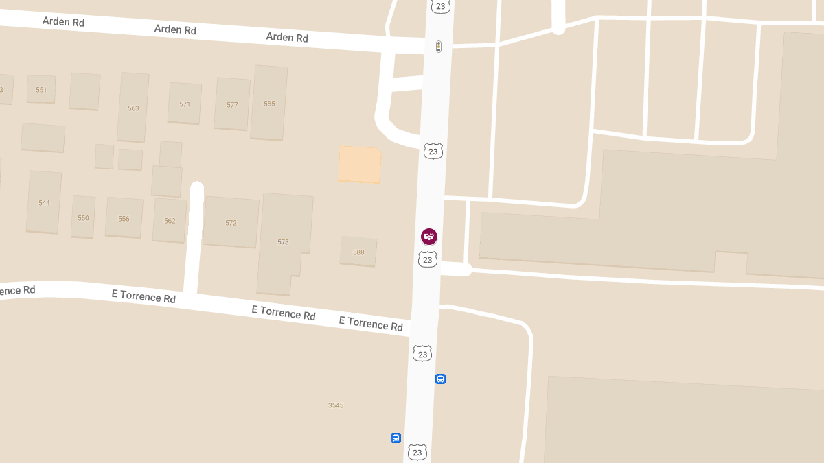 Injury Crash Reported at Weiland’s Market on Indianola Ave