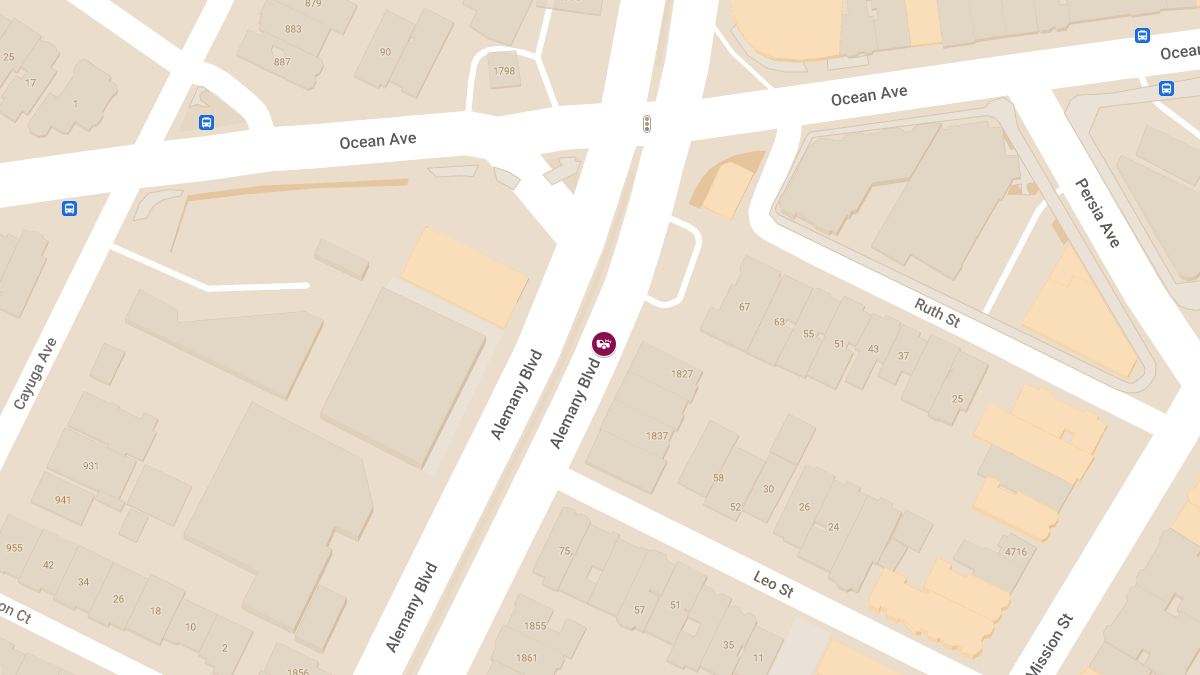 Injury Crash Reported on Alemany Blvd