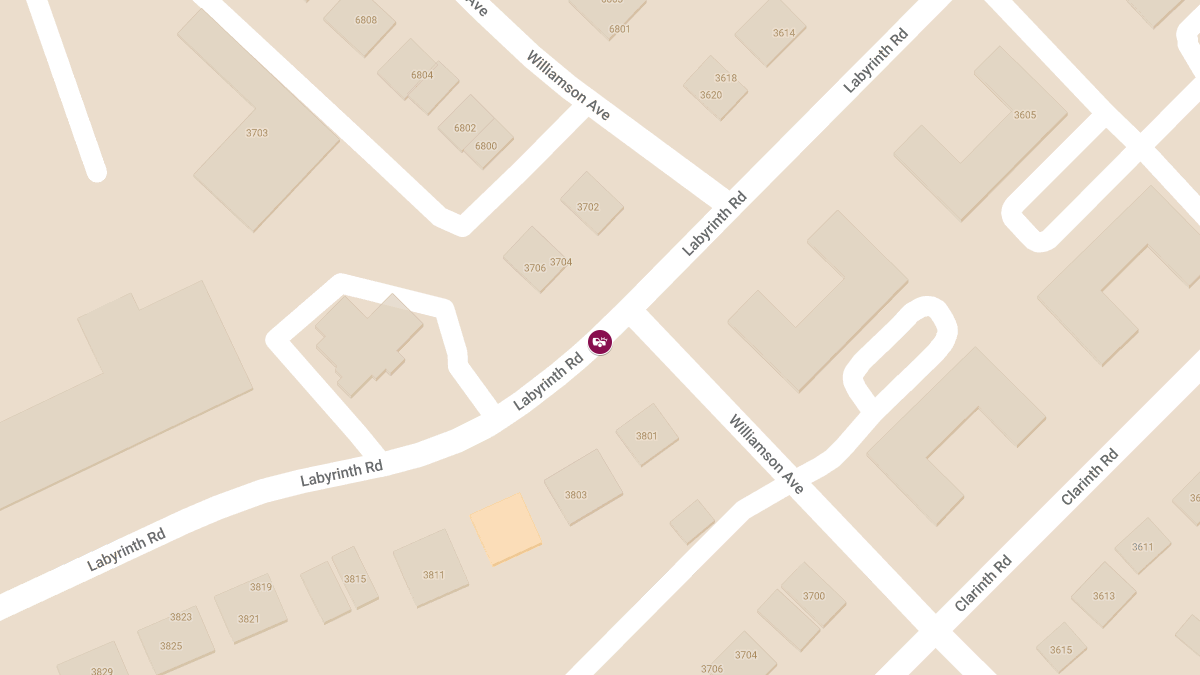 Injury Crash Reported on Labyrinth Rd