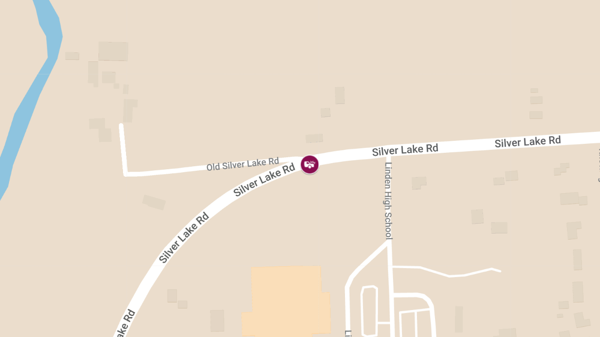 Injury Crash Reported on W Silver Lake Rd Near Linden High School