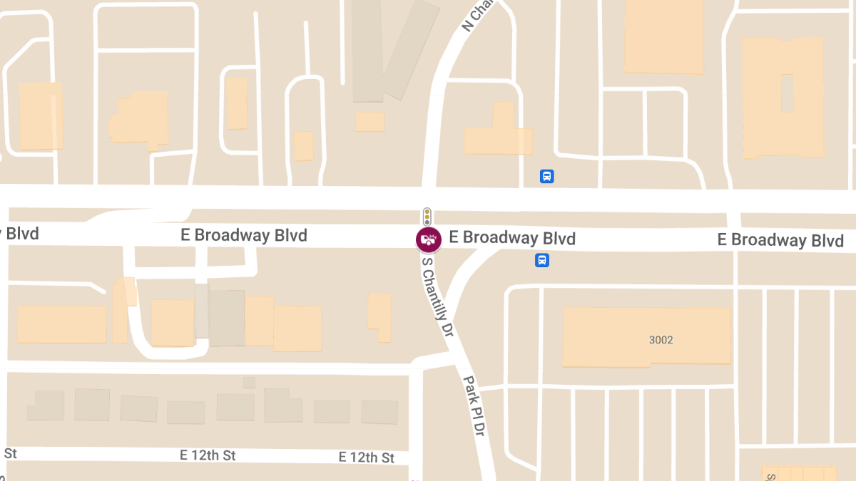 Injury Crash at Broadway Blvd & Chantilly Dr