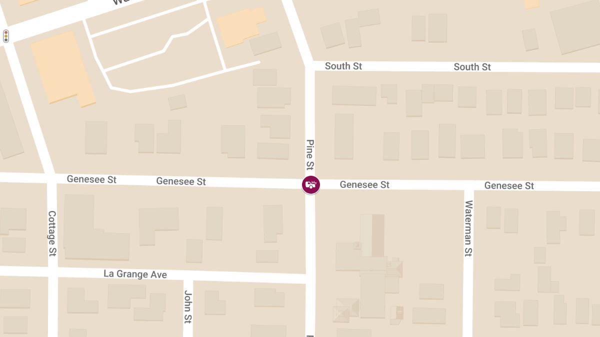 Injury Crash at Genesee St & Pine St