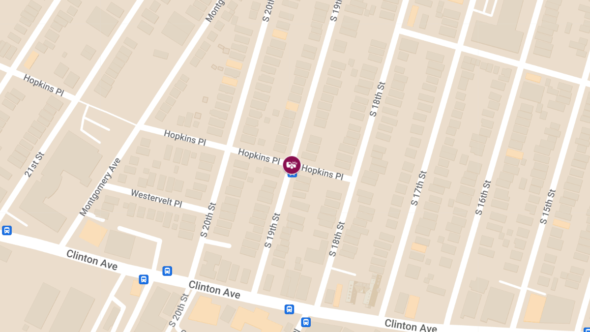Injury Crash at Hopkins Pl & S 19th St