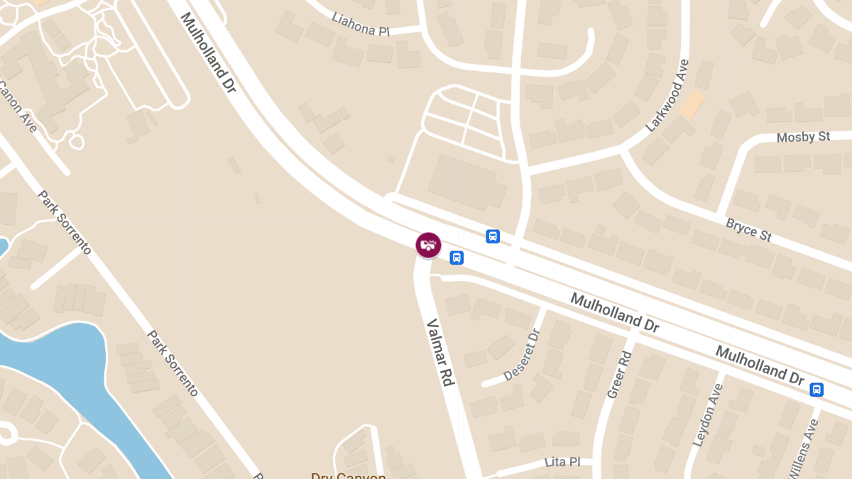 Crash With Injuries at Mulholland Dr & Valmar Rd