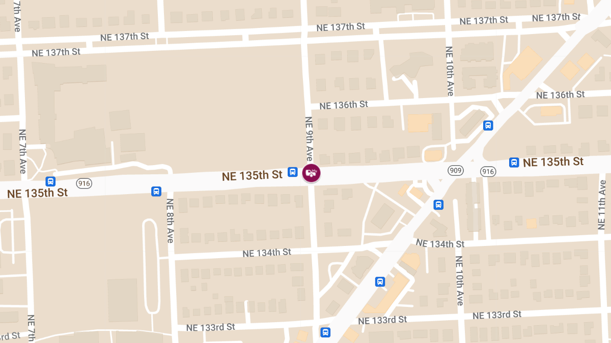 Injury Crash at NE 135th St & NE 9th Ave