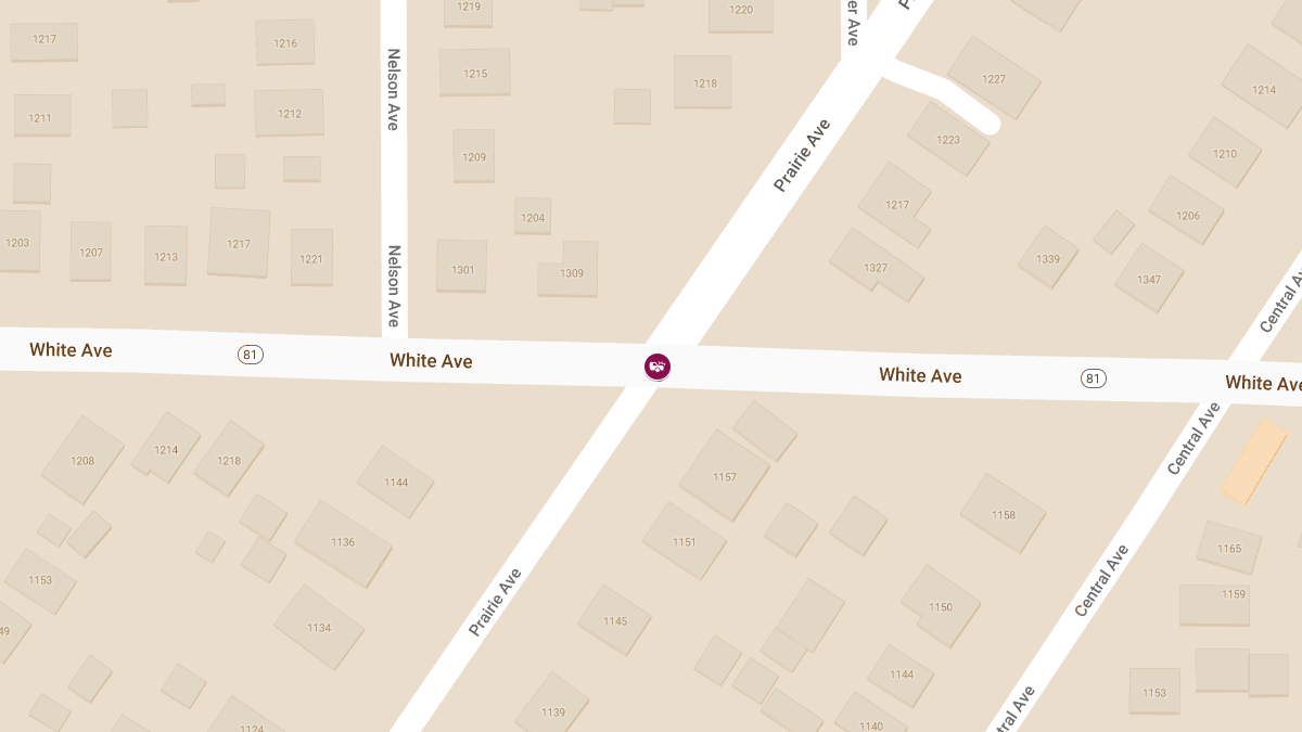 Injury Crash at White Ave & Prairie Ave