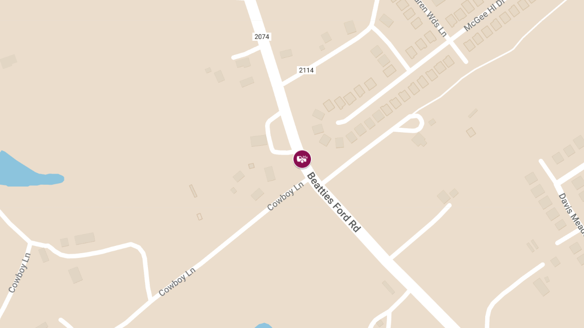Injury Crash on Beatties Ford Rd