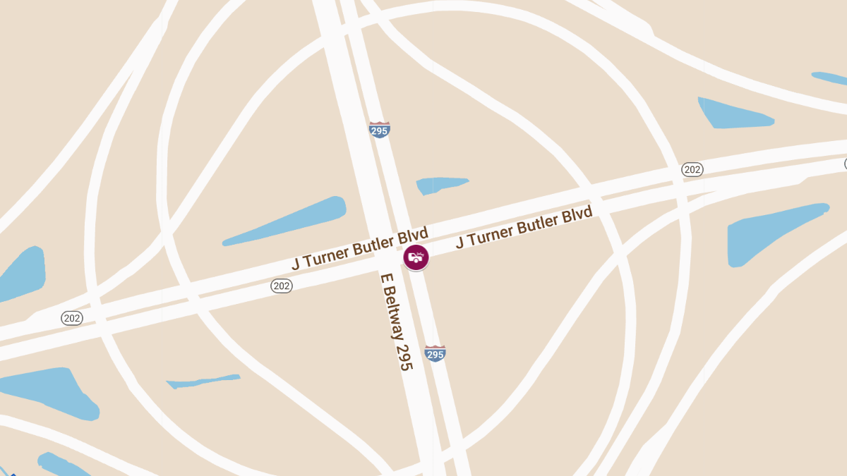 Injury Crash on Butler Blvd EB at I-295