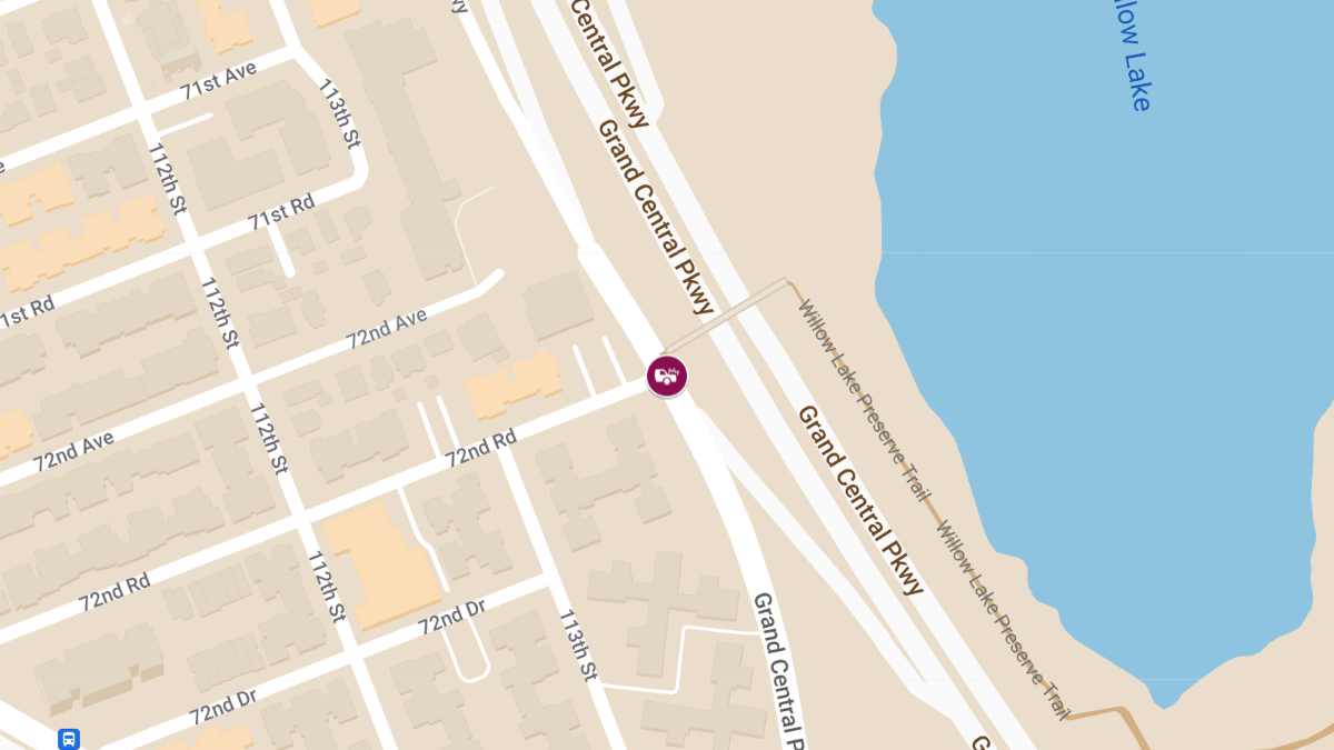 Injury Crash on Grand Central Pkwy & 72nd Rd