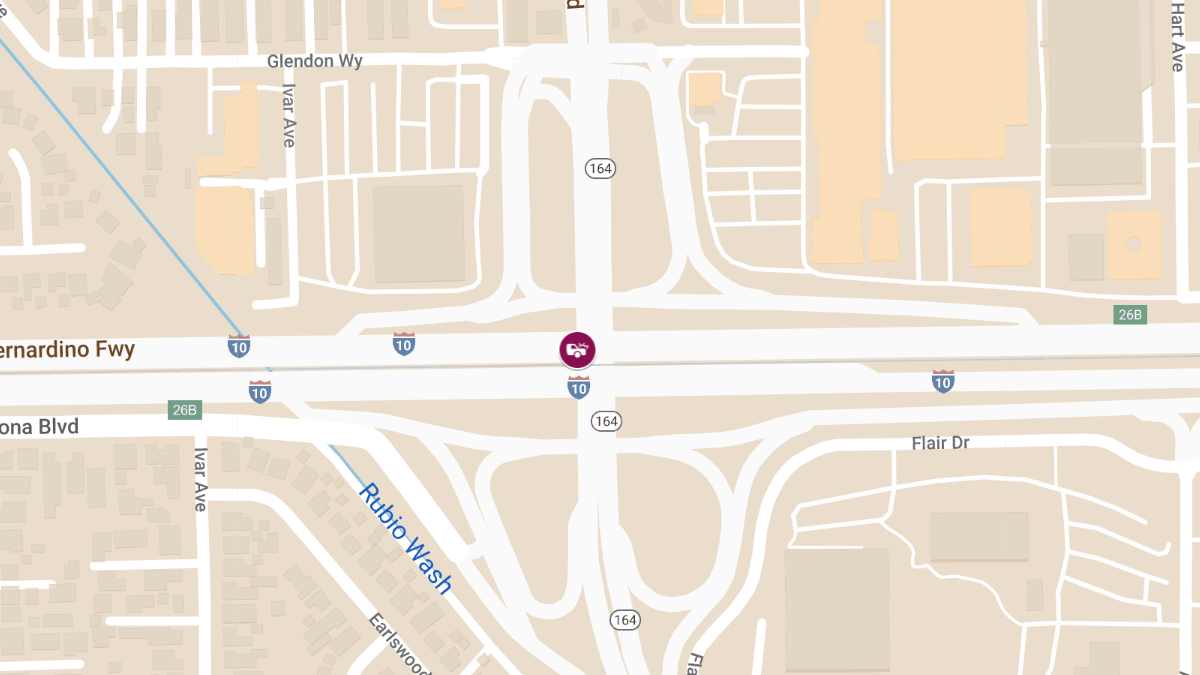 Injury Crash on I-10 E at Rosemead Blvd