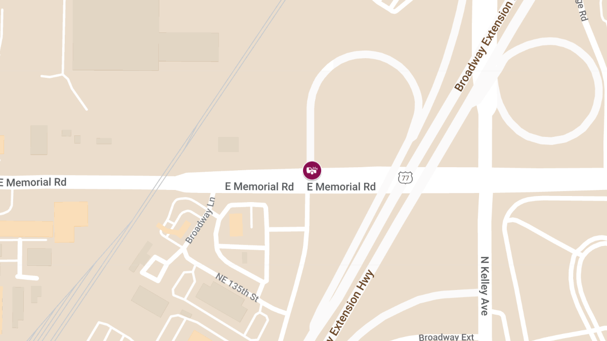 Injury Crash on Memorial Rd at Broadway Extension
