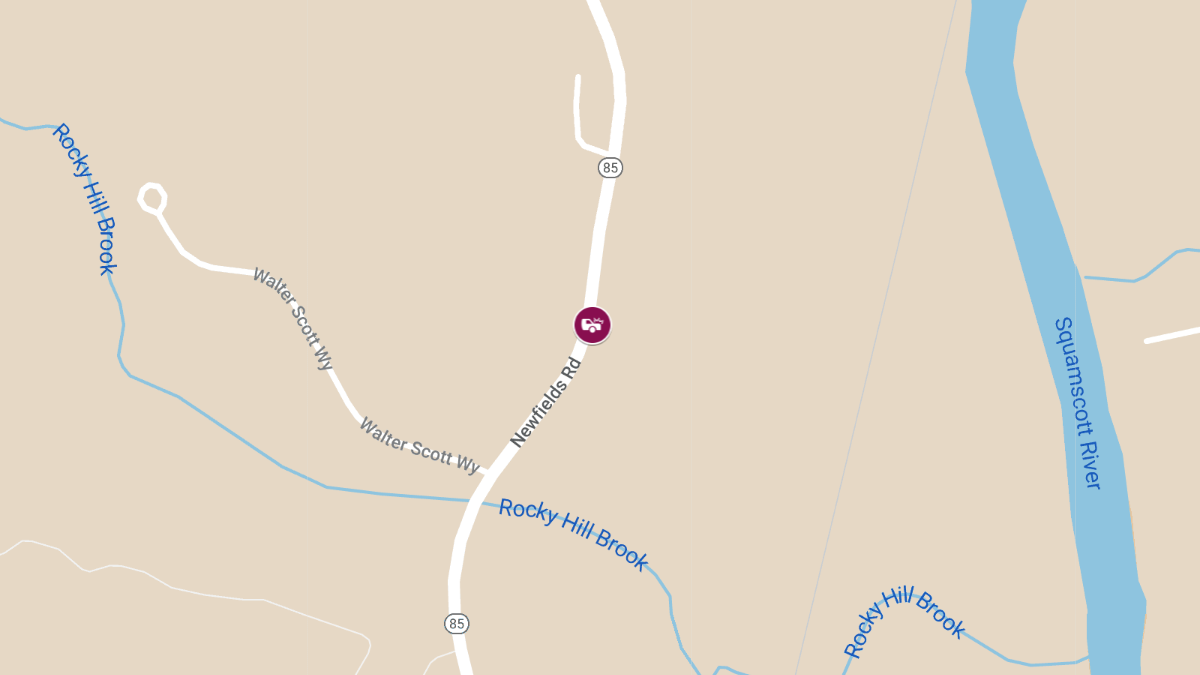 Injury Crash with Entrapment on Newfields Rd (Rte 85)