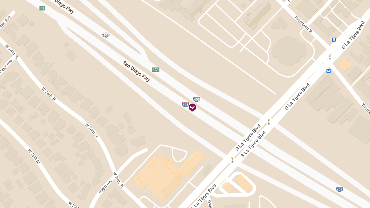 Major Injuries Reported in Multi-Vehicle Crash on I-405 N Near La Tijera Blvd