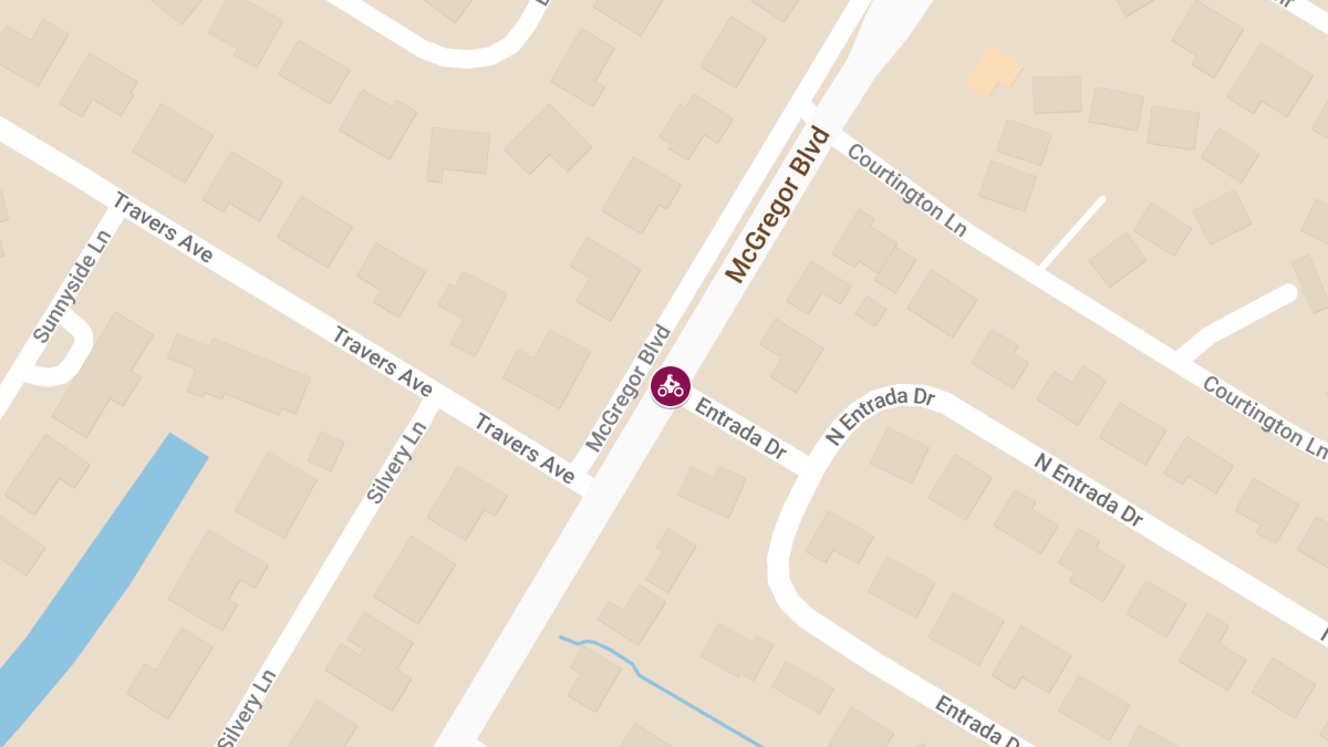 Motorcyclist Injured in Crash at McGregor Blvd & Entrada Dr