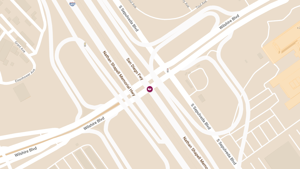 Multi-Car Crash on 405 Freeway near Wilshire Blvd Causes Fatality