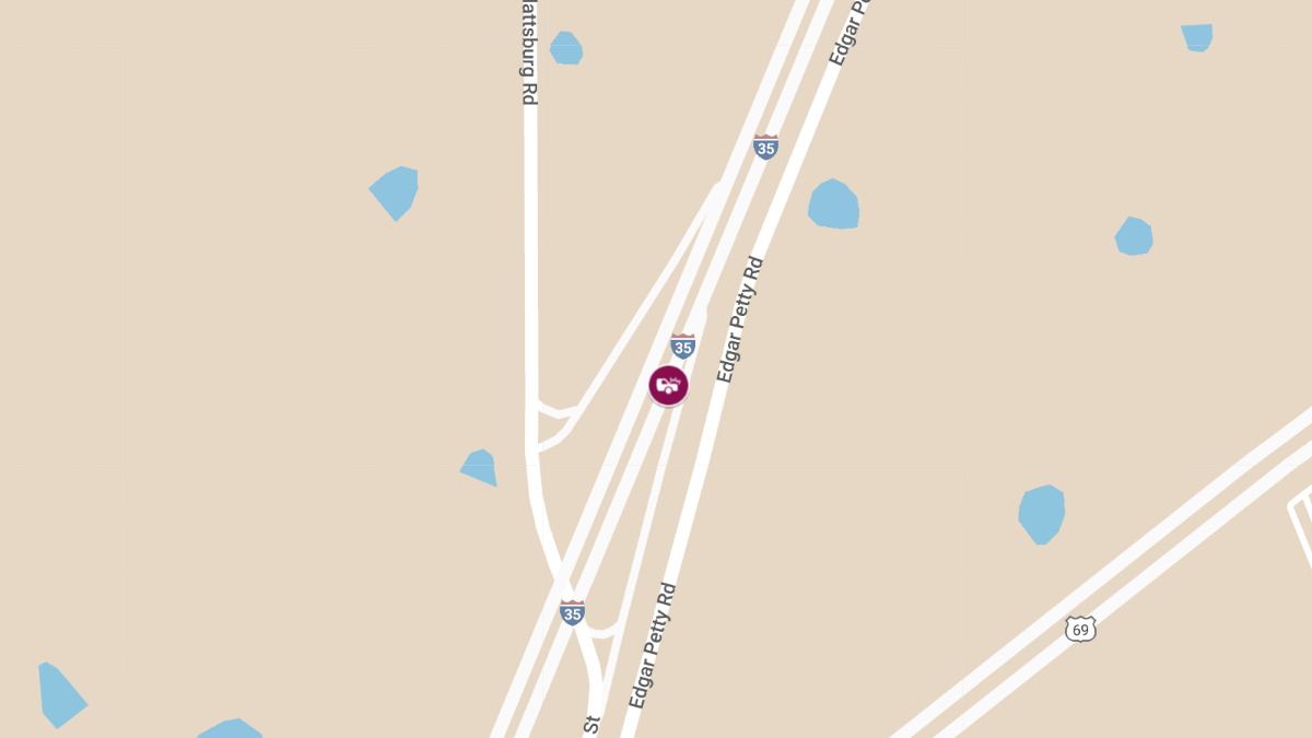 Multi-Vehicle Crash on I-35, MM 17 Leaves One Injured