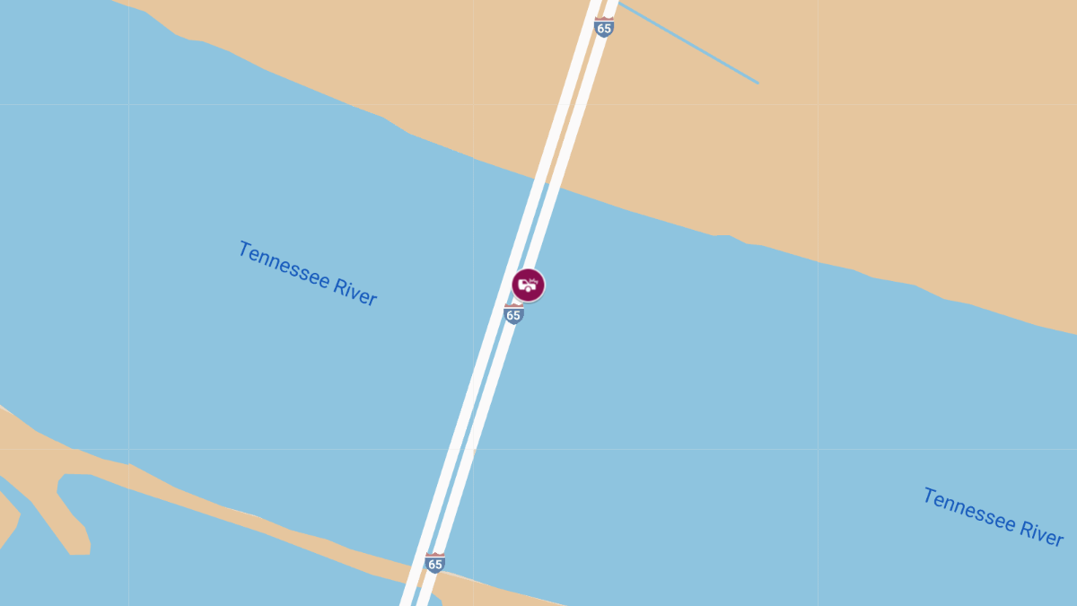 Multi-Vehicle Crash with Injuries on Tennessee River Bridge