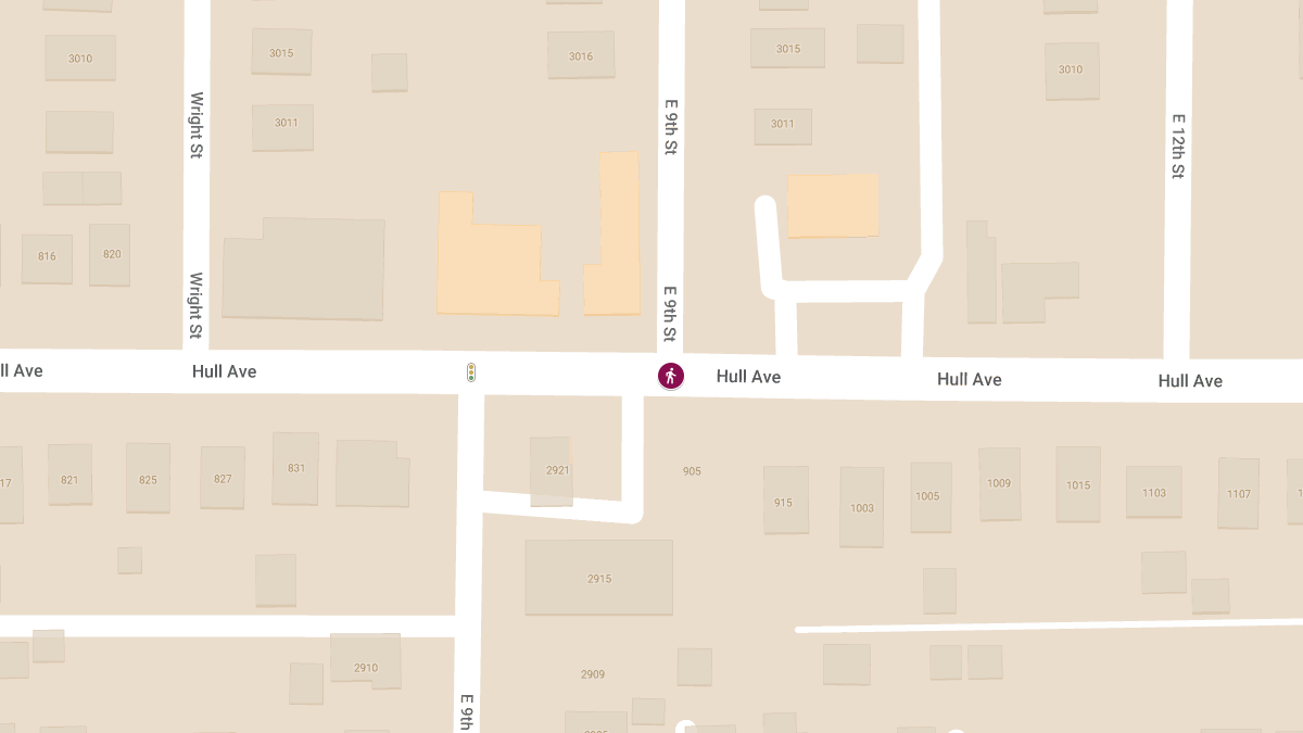 Pedestrian Injured in Crash at E 9th St & Hull Ave