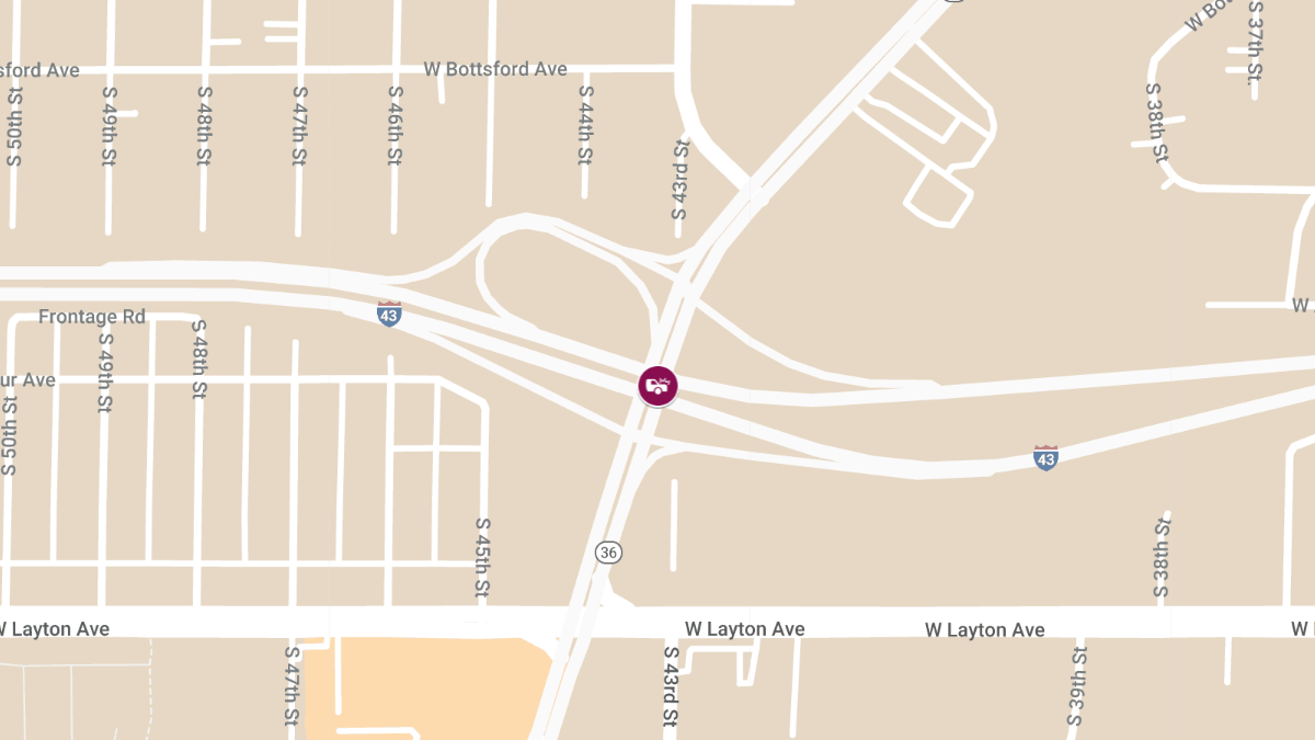 Rollover Accident with Injuries on I-894/41/43 at Loomis Rd