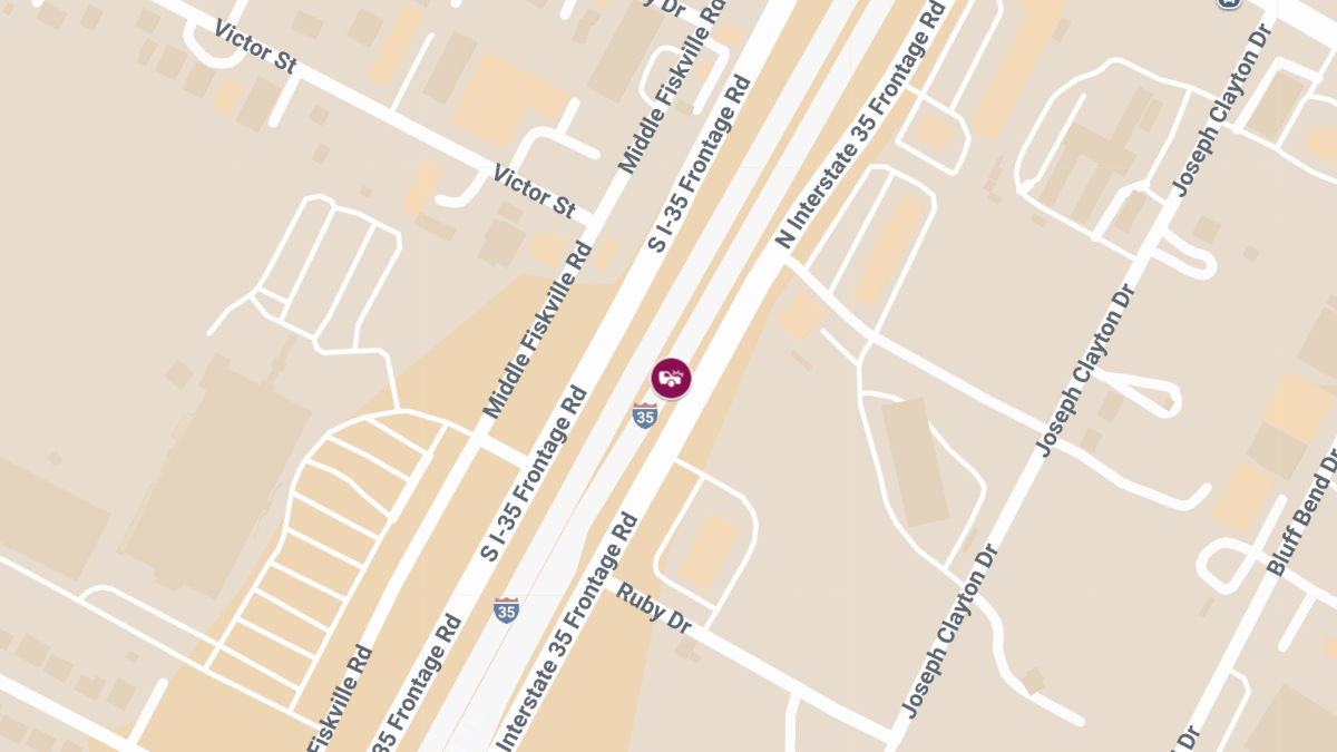 Rollover Crash With Injuries on N IH 35 NB