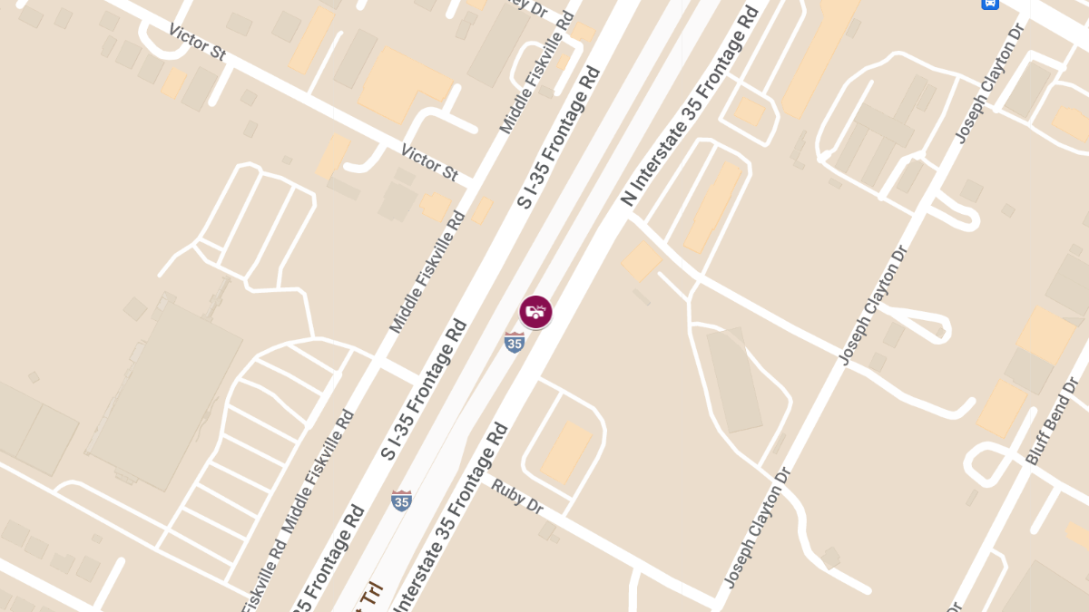 Rollover Crash on N Ih 35 Svrd Nb Results in Injuries