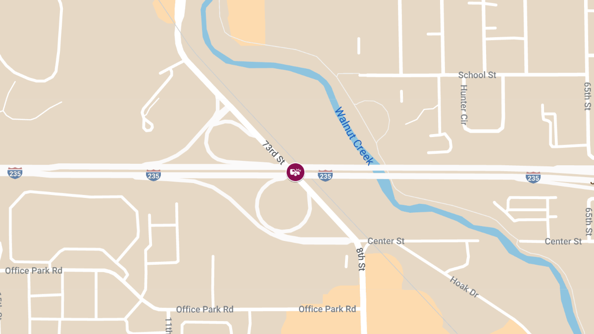 Rollover Crash with Entrapment on EB I-235 at 73rd St