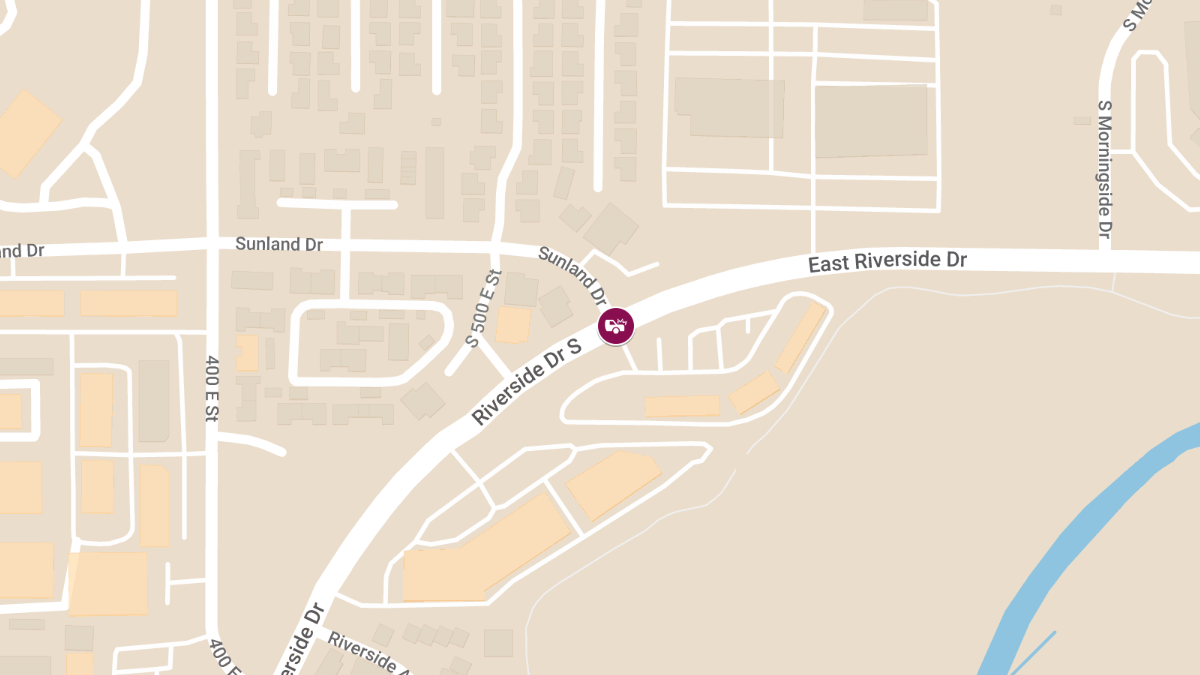 T-Bone Crash with Injuries at Sunland Dr & Riverside Dr