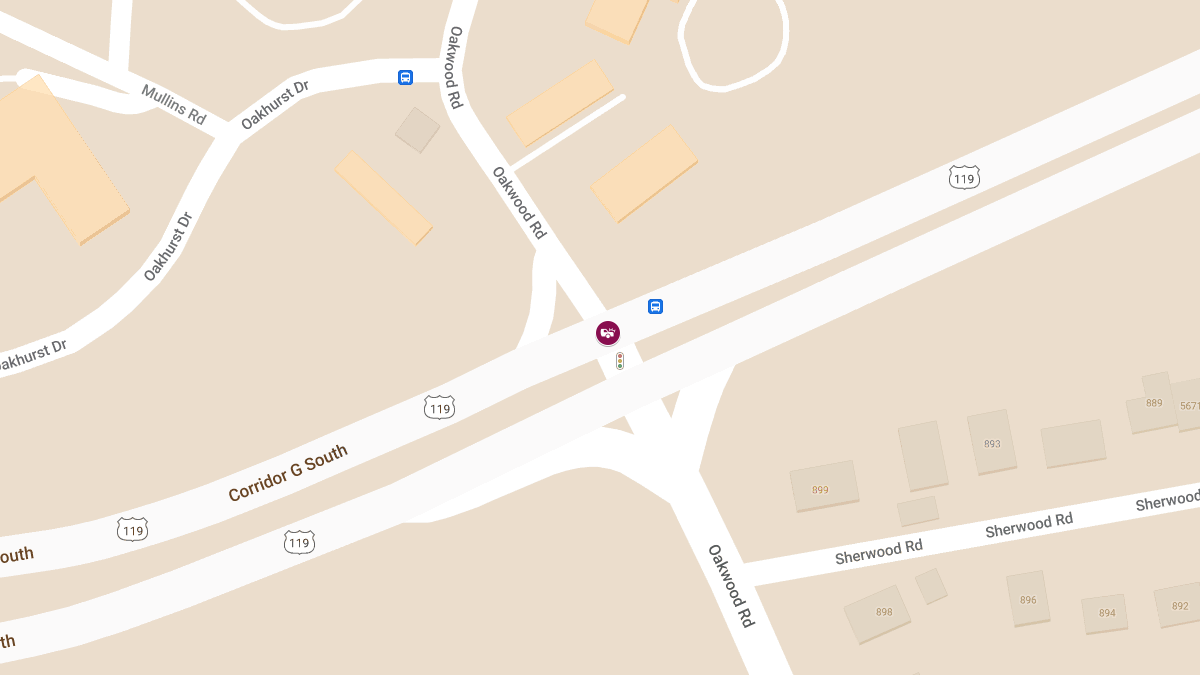 Three-Vehicle Accident With Injuries at Oakwood Exit & Corridor G S