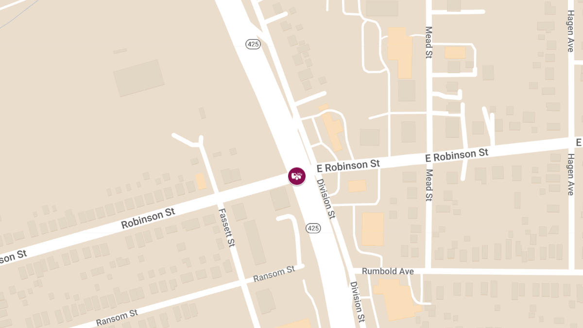 Three-Vehicle Crash with injuries at Twin Cities Memorial Hwy & Robinson St