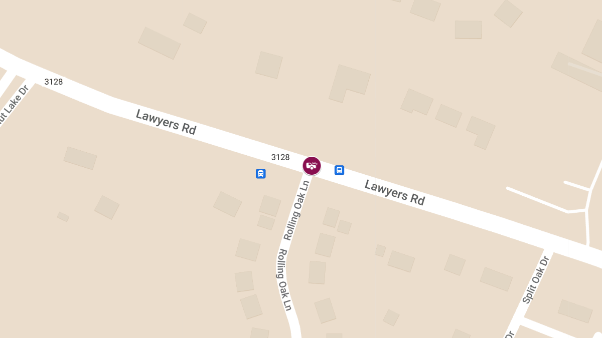 Traffic Crash with Injuries at 5320 Rolling Oak Ln