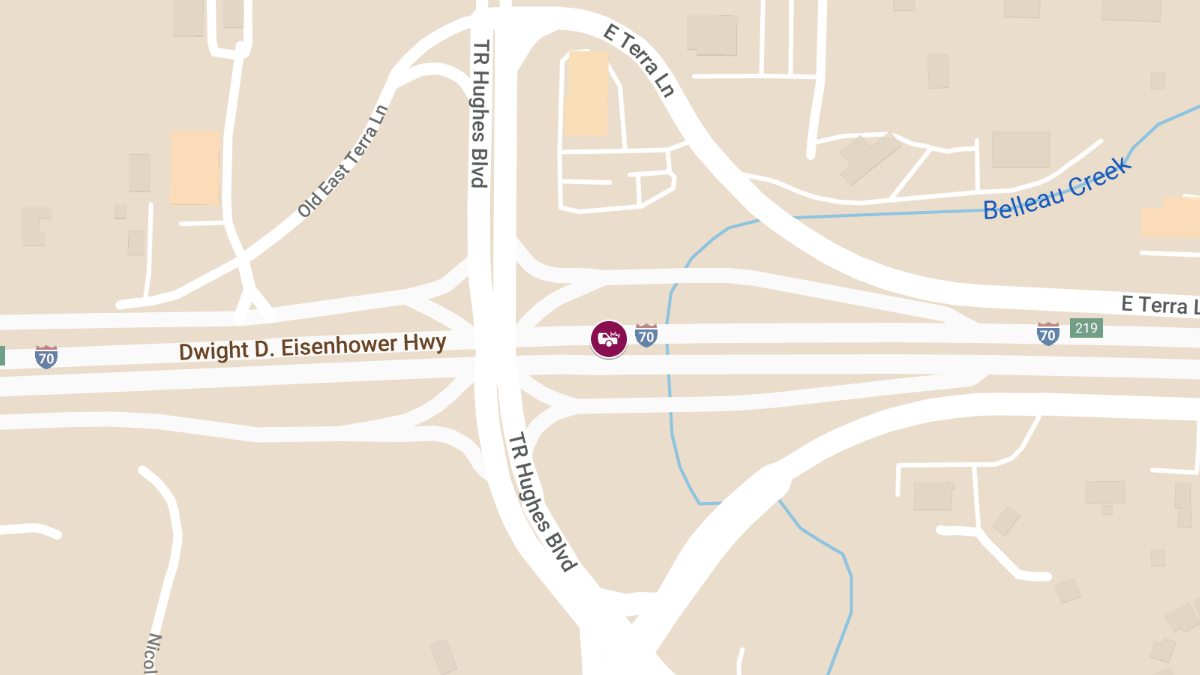 Two Injured in Multi-Vehicle Crash on I-70 EB Near TR Hughes Blvd