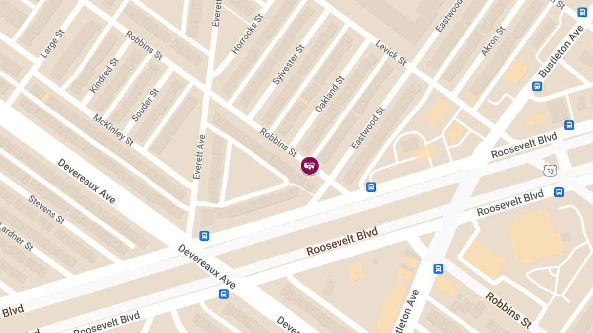 Two-Vehicle Crash With Injuries on Robbins St